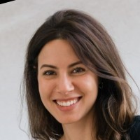 Alessandra Manzur
