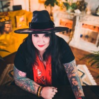 Michele Knight