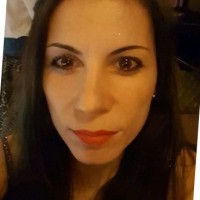 Laura de Courcy