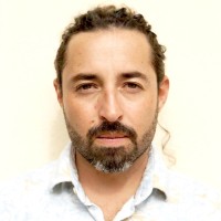 Sinhue Lohr Estuardo