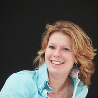 Esther Van Bemmel