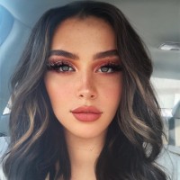 Nia Darb