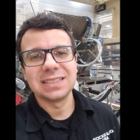 Carlos Augusto Quincoses Moreira
