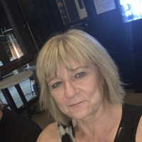 Lynda Robbins