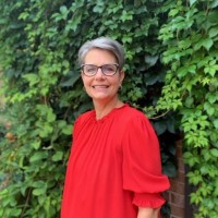 Peggy Bates