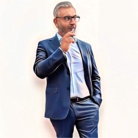 Andrea Guerra  🚘 🏠