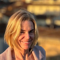 Elizabeth Stern
