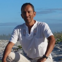 Andrés R. M.