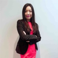 Helen Deng, Cfa