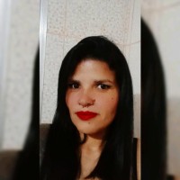 Viviane Regina Oliveira