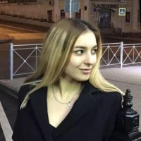 Алёна Сапожникова