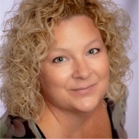 Brenda Dakin