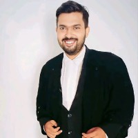 Adv. Vineet Tripathi