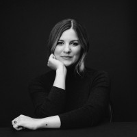Anna Bond