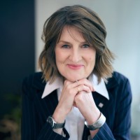 Lyn McDonell, C.Dir FCMC