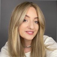 Jessica Hollis
