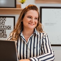 Izabela Sefrin Freire