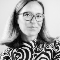 Caroline Comet-Fraigneau