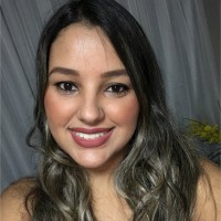 Mayra Oliveira