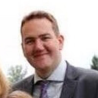Simon Bennett