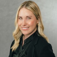 Maggie MacKinnon