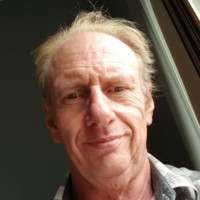 Dr Povl Larsen