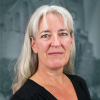 Helle Jacobsen