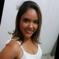 Raquel Wayne Rodrigues de Moura