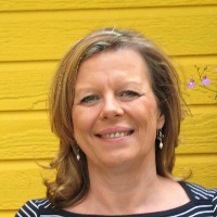 Lynda Bradt