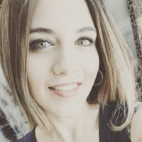 İzel Kaya