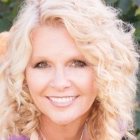 Kendra Phelps