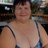 Elizabeth Van Tonder