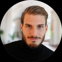 Valentin M.