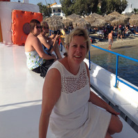 Suzanne Murray