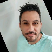 Douglas Tavares
