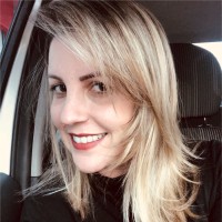 Erika Cristina Simões