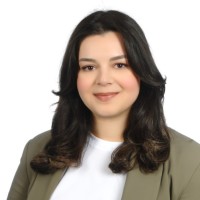 Esra Akyol