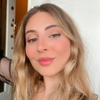 Sarah R.
