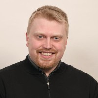 Tommi Mäkelä