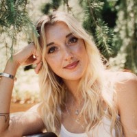 Niki Small
