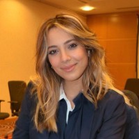Selen Tosun