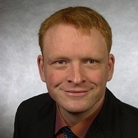 Henning Bär