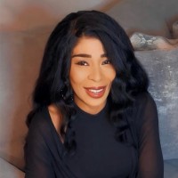 Angela O.