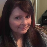 Linda Deaves