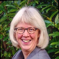 Adèle Dummer
