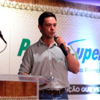 Elias Kallás Piantino Bárbara