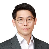 Jung Hoon Lee