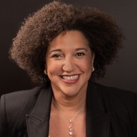 Lorraine Jeckells, Ma