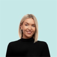 Holly Richards