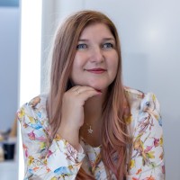 Cristina Oprea
